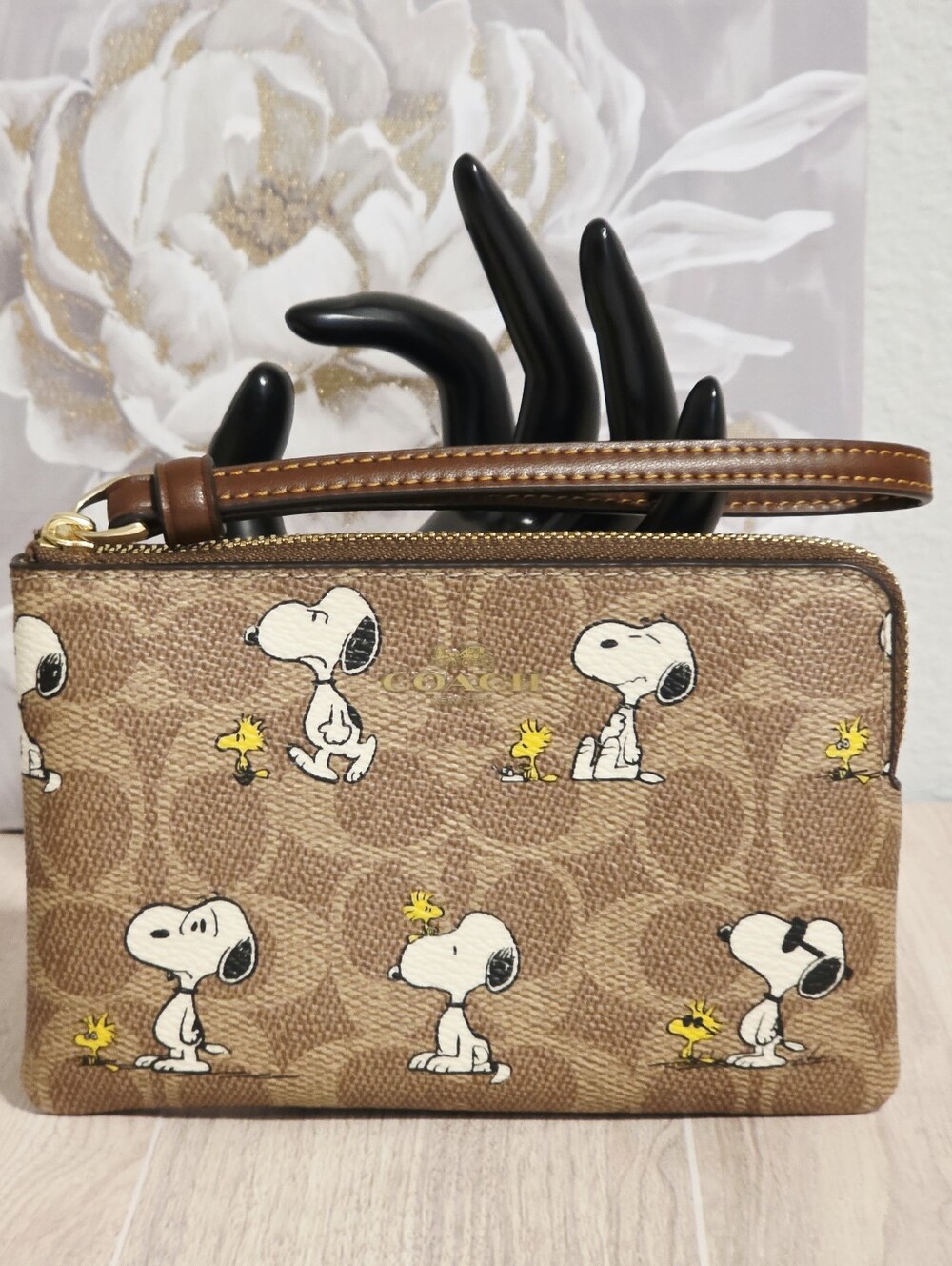 Coach Peanuts Corner Zip Wristlet Credit Card Mini Bag Snoopy & Woodstock CBS82
